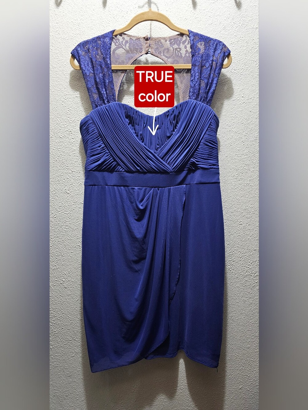 Elegant Purple Lace-Shoulder Evening Dress 92% Nylon 8% Spandex
